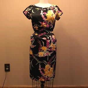 DressBarn Floral Knee Length Dress